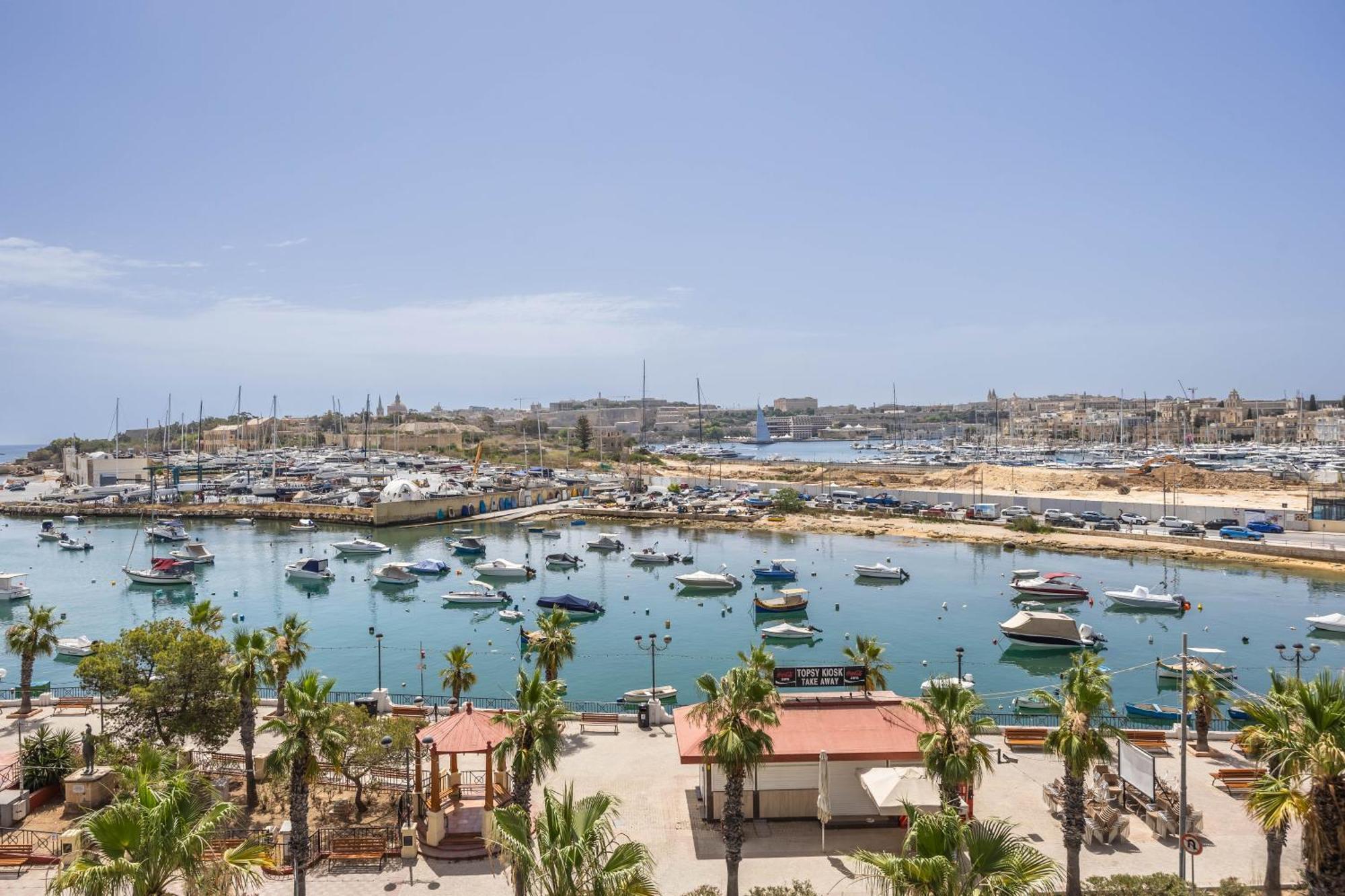 New Duplex Penthouse W Breathtaking Views By Sf Homes Gżira Kültér fotó